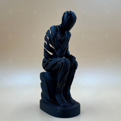 1pc Exquisite Black Hollowed Thinker Figurine, suitable for desktop, desk & office embellishment. Great for New Year's Day.