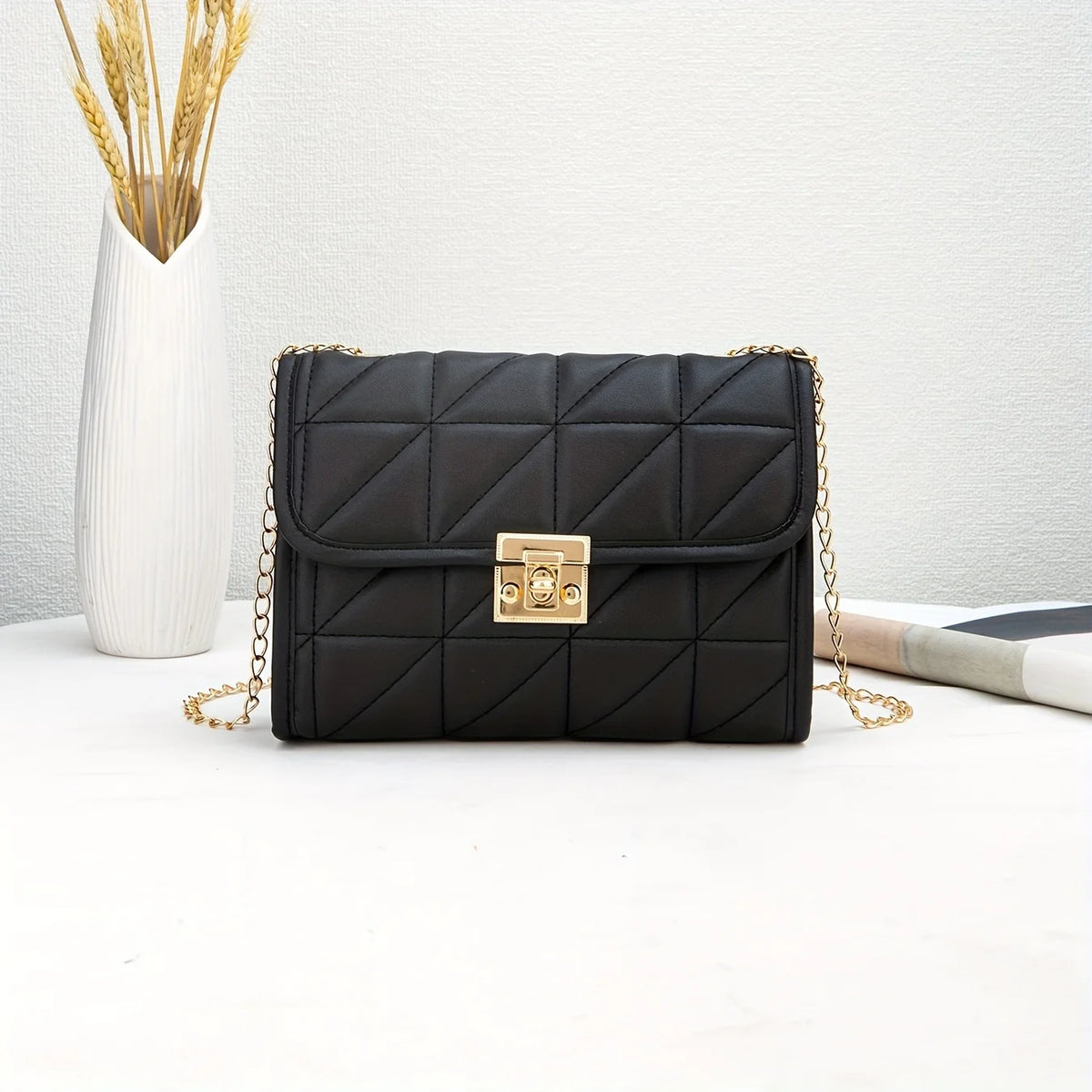 Lock buckle temperament simple chain versatile crossbody bag casual solid color commuting shoulder bag