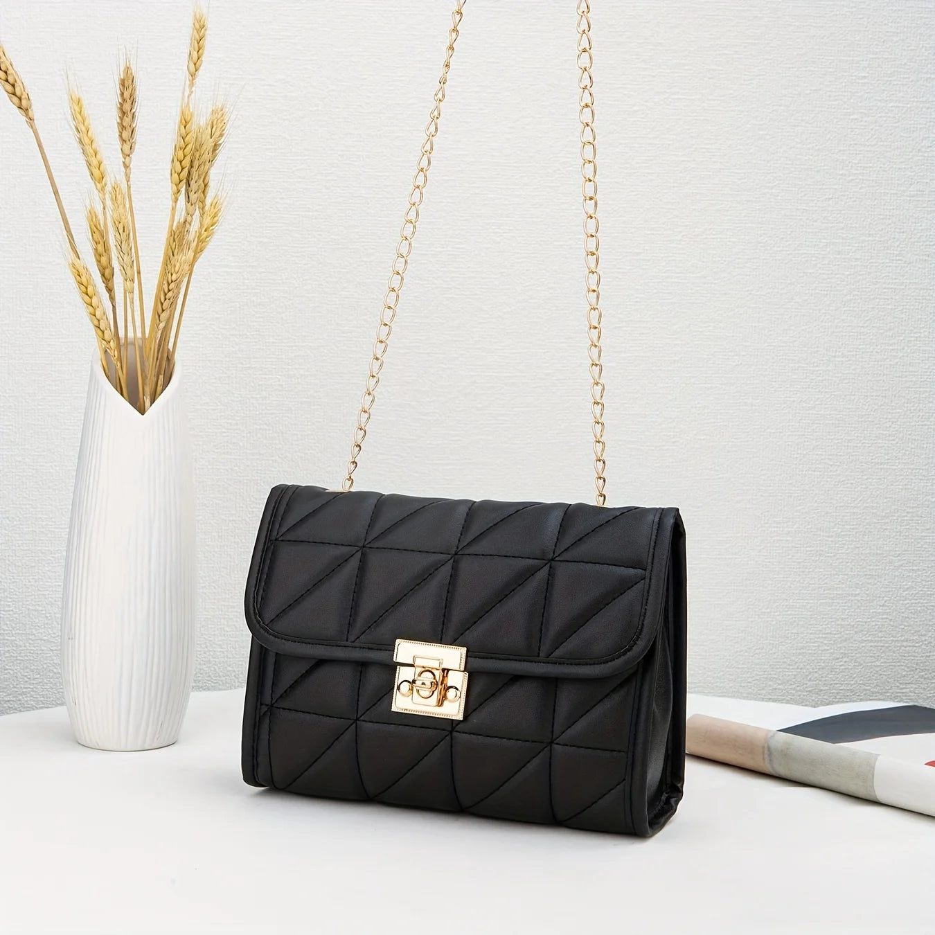 Lock buckle temperament simple chain versatile crossbody bag casual solid color commuting shoulder bag