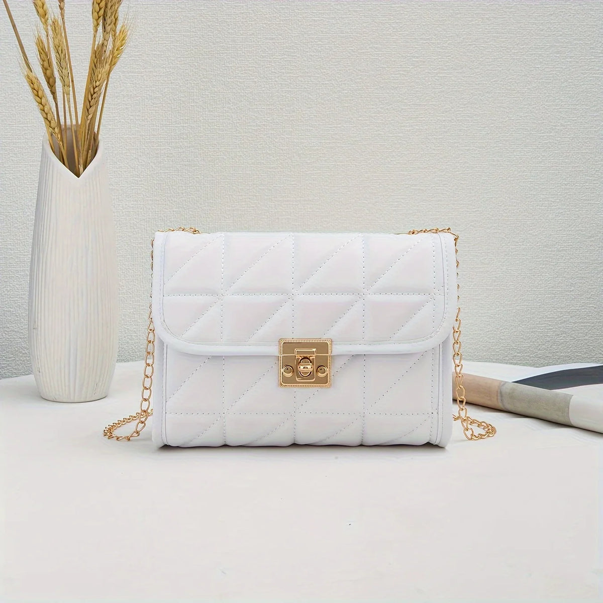 Lock buckle temperament simple chain versatile crossbody bag casual solid color commuting shoulder bag
